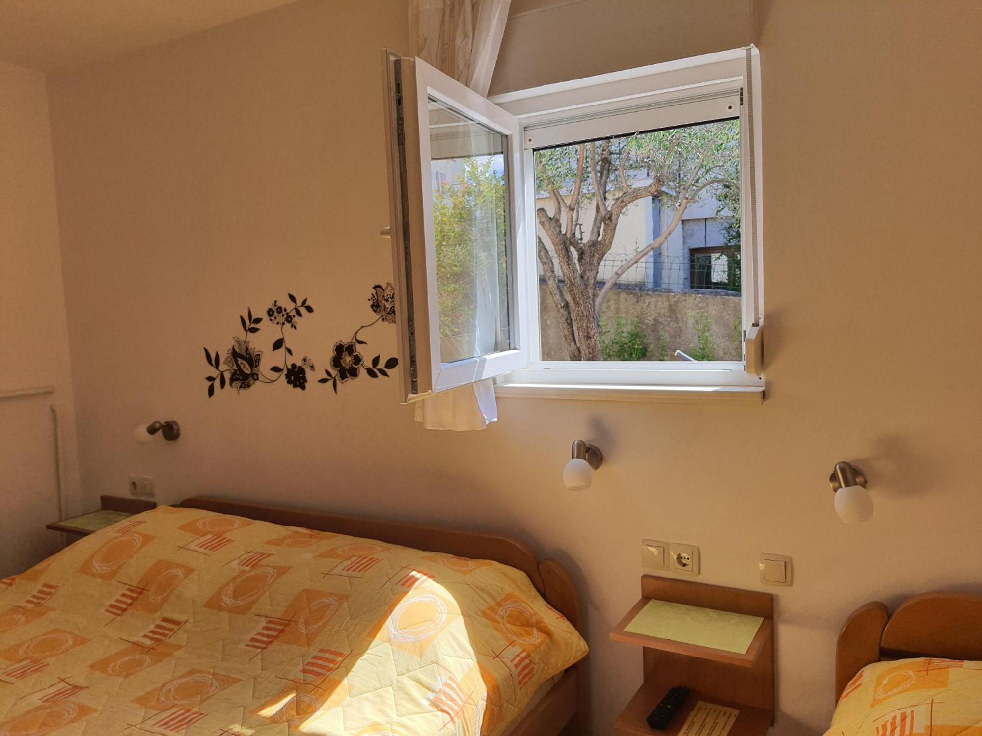 Apartments Vesna Avsec - Krk Town Quarto foto